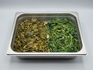 Verdure a foglia di stagione gia cotta 