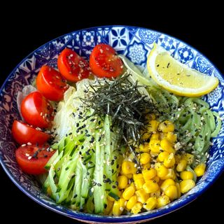 Ramen salad-NOVITÁ