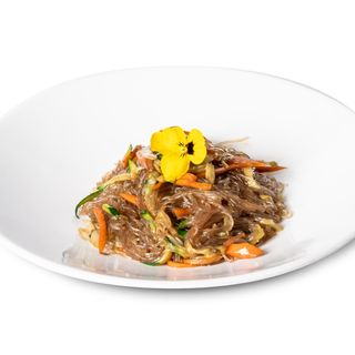 158 Spaghetti di soia con verdure