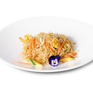 161 Spaghetti di riso con verdure