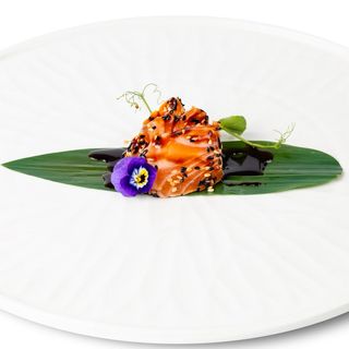 148 Tataki salmone