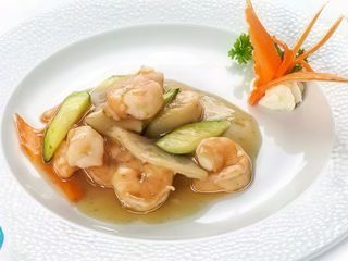 207 Gamberi con verdure misti