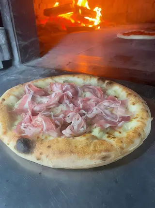 Pizza zu'peppe