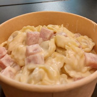 Tortellini Panna e Prosciutto