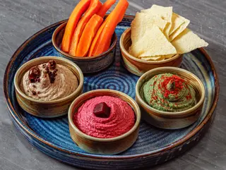 Tris di hummus
