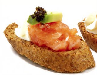 804. Bruschette con salmone  3 pezzi