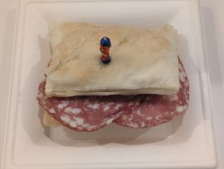 Gnocchino fritto con salame