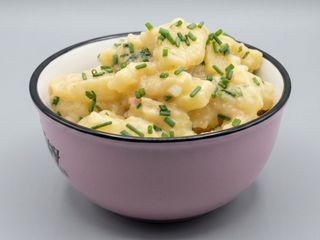Insalata di Patate Bollite e cipolla