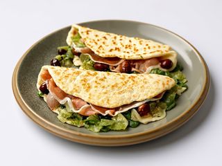 Prosciutto cotto, mozzarella, zucchine