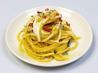Spaghetti aglio, olio e peperoncino