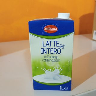 Milbona latte intero confezione plast 1l