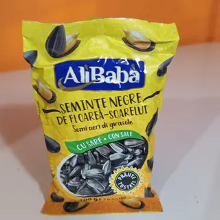 Semi neri di girasole con SALE  100 g