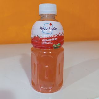 MOGU MOGU strawberry 320ml