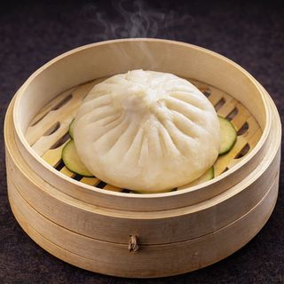 44. Baozi con maiale - 1 pezzo