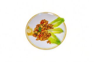 Phad krapoa kai(Pollo saltato con, peperoncino)