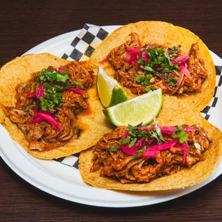 Taco de cochinita pibil