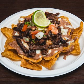 nachos de asada