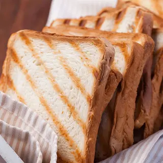 TOAST PROSCIUTTO CRUDO E SCAMORZA AFFUMICATA