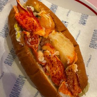 Lobster roll