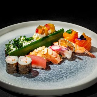 150. Sushi mix medium