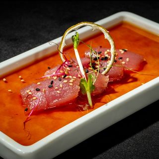 154. Tuna carpaccio  4 pezzi