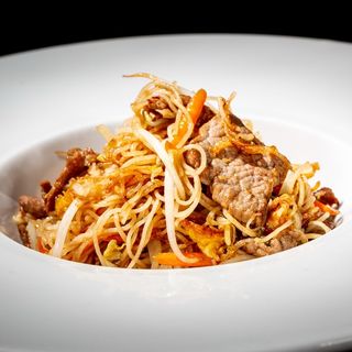 170. Beef rice noodles