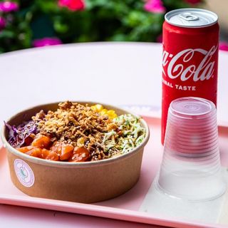 Componi il tuo menù small + bevanda in lattina 33 cl