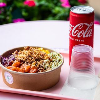 Componi il tuo menù large + bevanda in lattina 33 cl