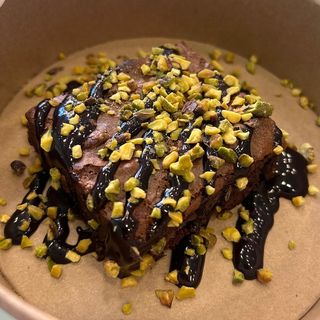 Brownies con cioccolato e granella di Pistacchio