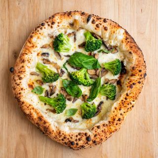 Pizza broccolata