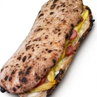 Panuozzo provola wriustel e patate