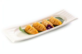 19. Gyoza di maiale fritti - 4 pezzi