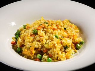 176 Riso al curry con verdure