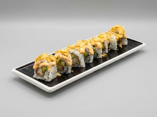 Pollo Fritto Avocado Roll - 10 pezzi