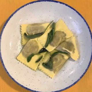 RAVIOLI DI BRASATO