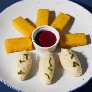 BACCALÀ MANTECATO E MORSÈLL DE POLENTA