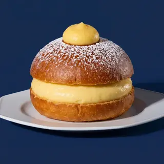 PANATTONIN CON LA CREMA PASTICCERA