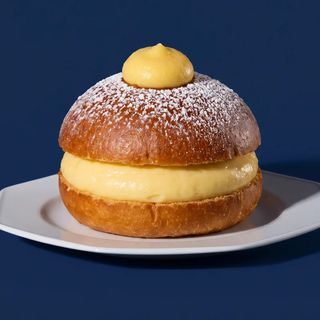 PANATTONIN CON LA CREMA PASTICCERA