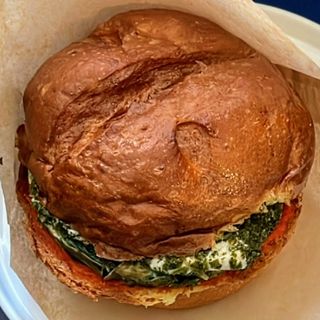 Panattonin vegetariano con cavolo nero