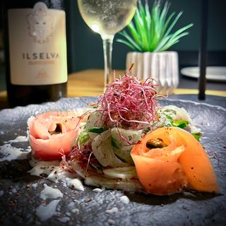 Carpaccio di Salmone marinato