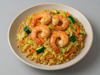 riso saltato con gamberi e verdure