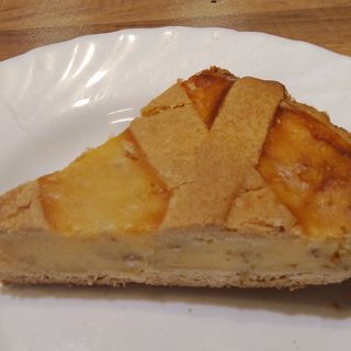 Fetta di torta pastiera napoletana