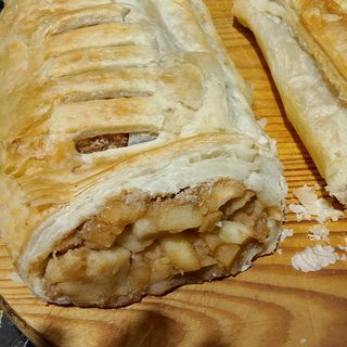 Dolce di mele strudel triestino