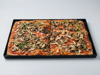 Teglia di pizza Funghi 12 pezzi