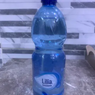 Acqua frizzante 