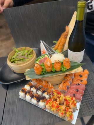 BOX L'ANGOLO DEL SUSHI 52 PEZZI