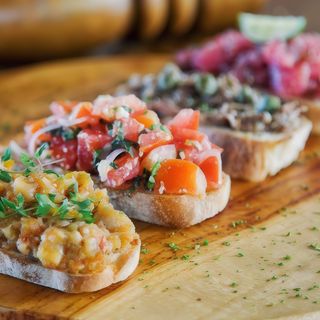 Crostini misti
