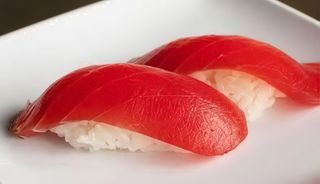 43. Nigiri Maguro - 2 pezzi