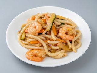 39. Udon con misto mare