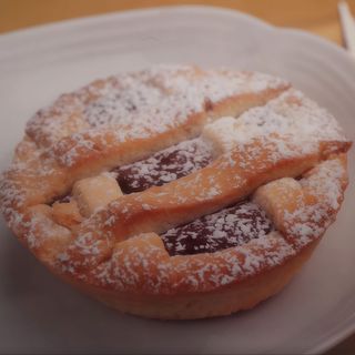 Crostata con crema al limone